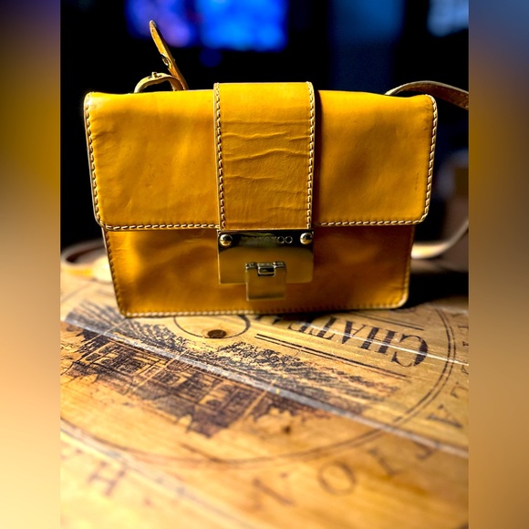 Jimmy Choo Handbags - - RARE AUTHENTICATE Jimmy Choo Patent Leather Rebel Clutch